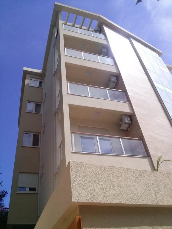 Sarap Apartments Будва Экстерьер фото